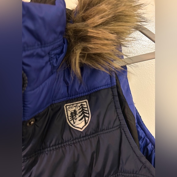 Woman’s American Eagle Outfitters Vest Size Large - Picture 4 of 6